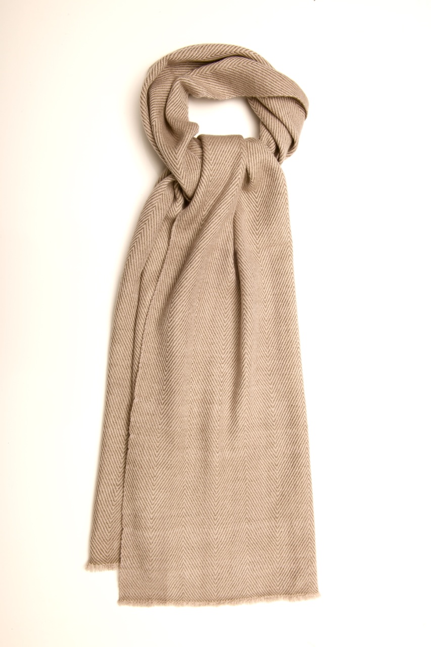 classic gents scarf with short frayed ends.
